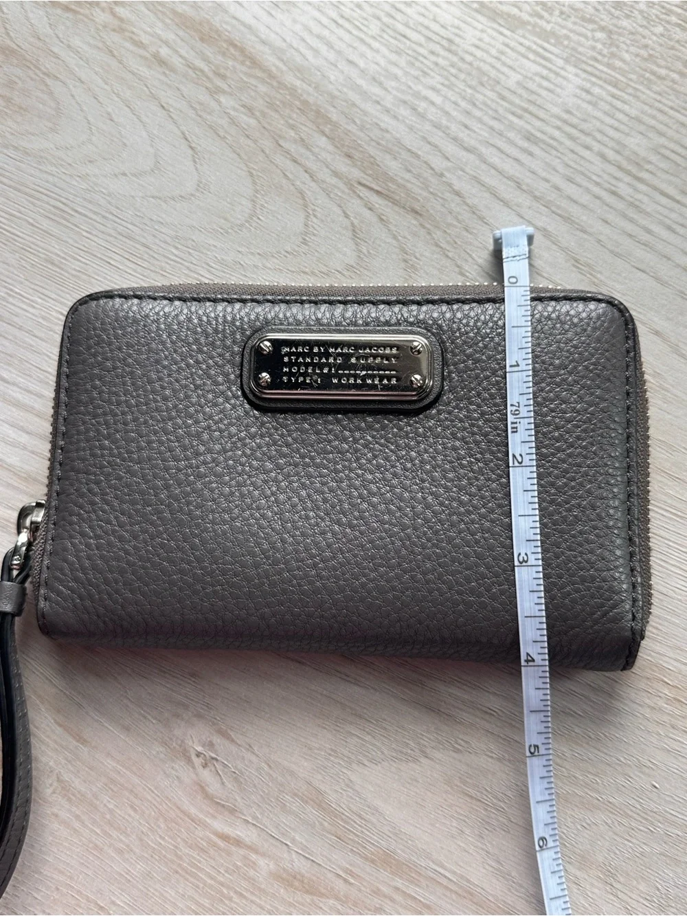 Marc Jacobs marc by